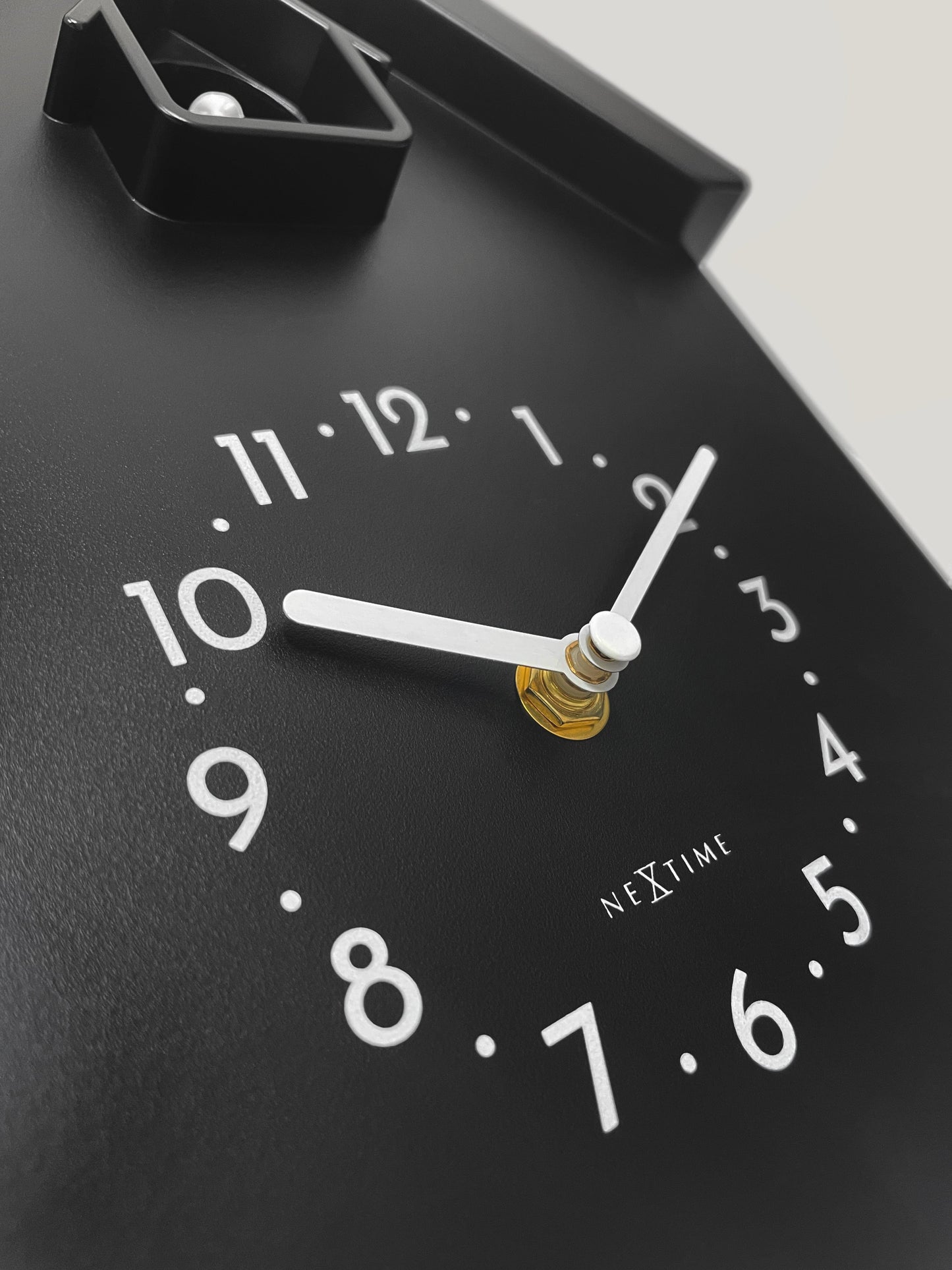 Wandklok 21,5x41,5x8,5cm - Slinger - Koekoeksklok - NeXtime 'Twitter'