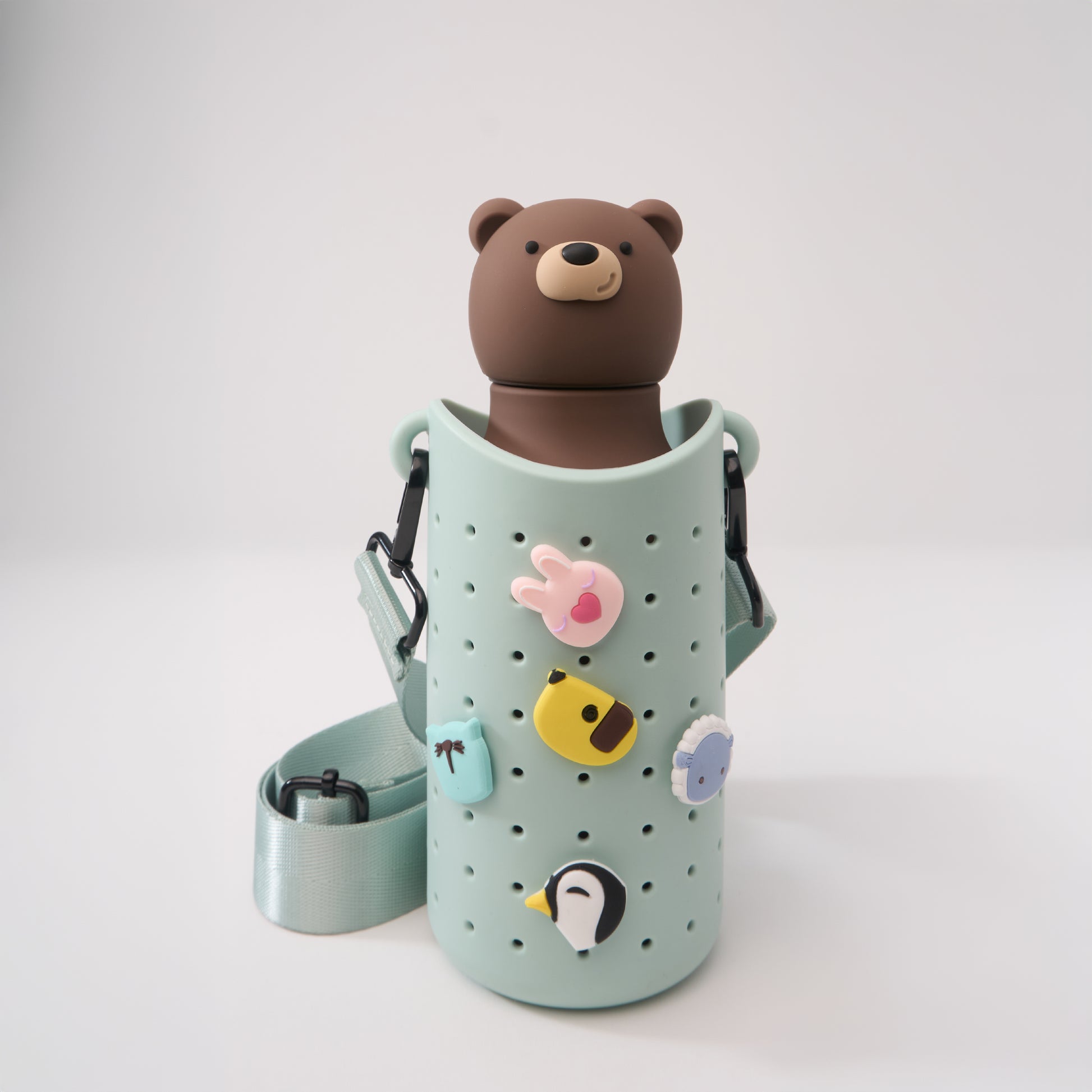 Asobu Bestie Sling Bottle Carrier Green detail - verstelbare schouderband