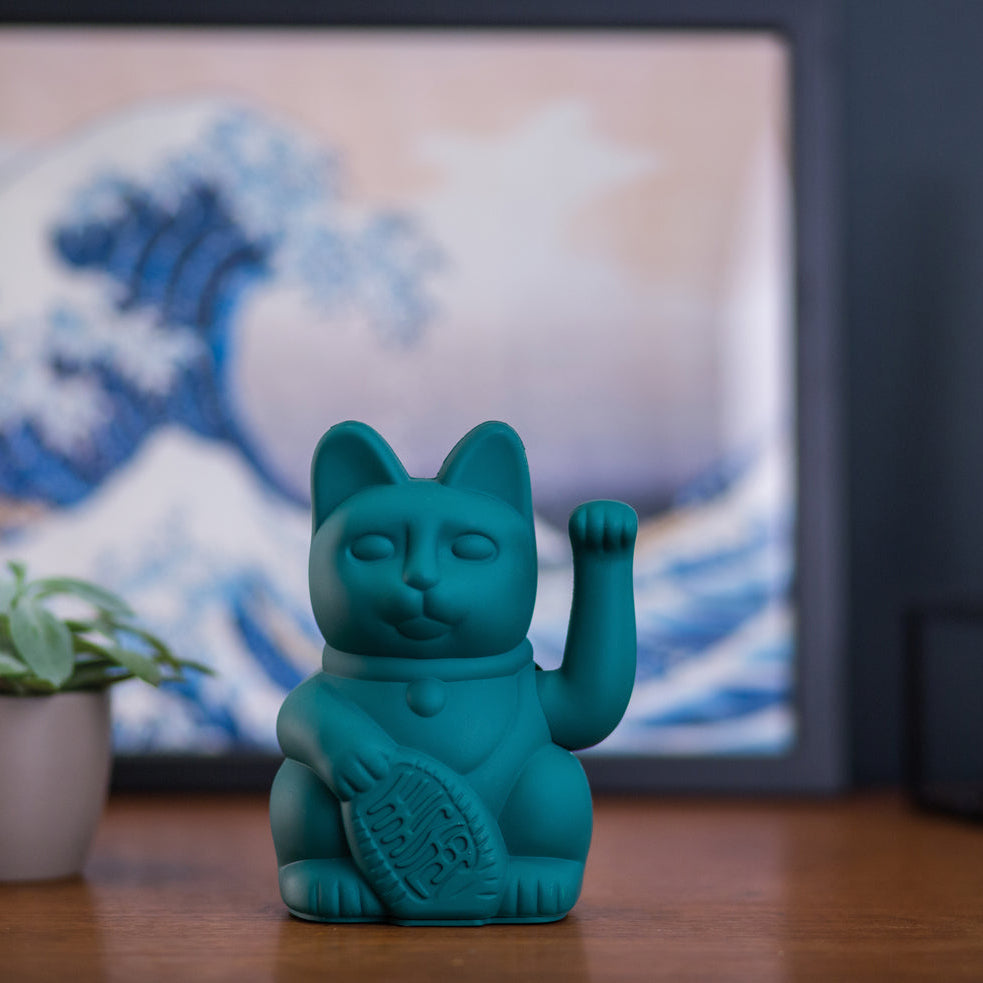 Sfeerbeeld Donkey - MYNEKO Lucky Cat in classic green, cadeau, gift, gelukskat